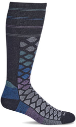 Load image into Gallery viewer, Women's The Edge Medium | Moderate Graduated Compression Socks Ski Compression Sockwell S/M Black 
