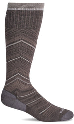 Charger l'image dans la galerie, Women's Full Flattery | Moderate Graduated Compression Socks | Wide Calf Fit - Merino Wool Lifestyle Compression - Sockwell
