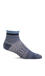 Load image into Gallery viewer, Get Relief from Plantar Fasciitis Pain in Sockwell Plantar Ease Quarter Merino Wool Socks in Denim
