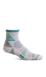 Load image into Gallery viewer, Ascend II Women&#39;s Merino Wool Hiking Socks in Natural
