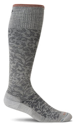 Charger l&#39;image dans la galerie, Women&#39;s Damask | Moderate Graduated Compression Socks - Merino Wool Lifestyle Compression - Sockwell
